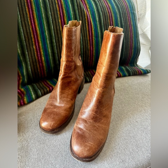 Matisse Campellp Chelsea Boot in Vintage Tan - Picture 4 of 15